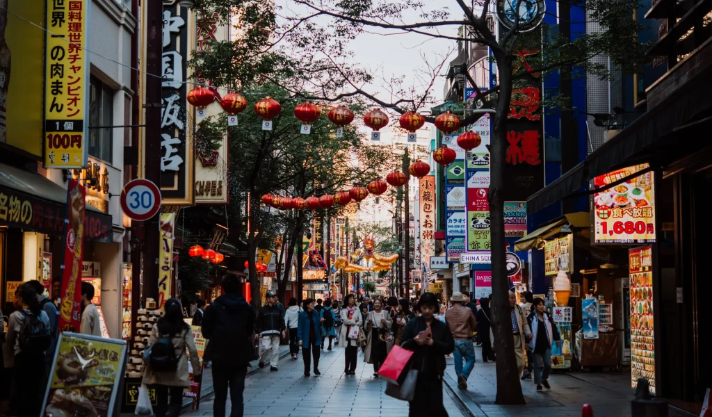 shutterstock_2387488101-converted-from-jpg